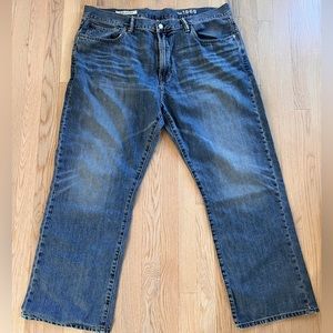 Gap Regular Wash Relaxed Fit Jeans - 40x32